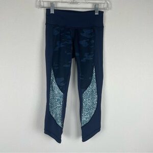 Lululemon Blue Lotus Camo Oil Slick Wunder Under Crop Athletic Leggings Size 2